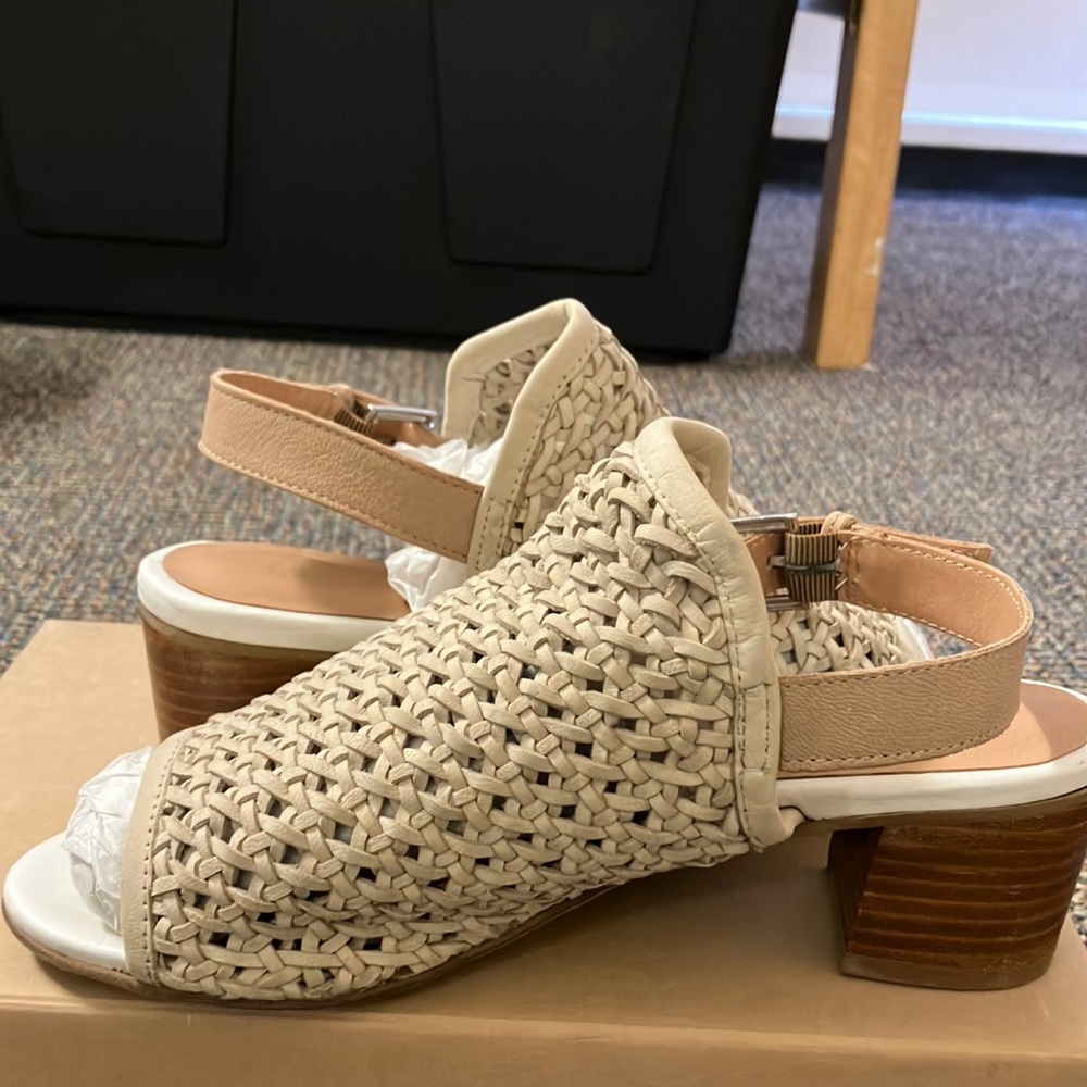 Crevo Zowie Sandals